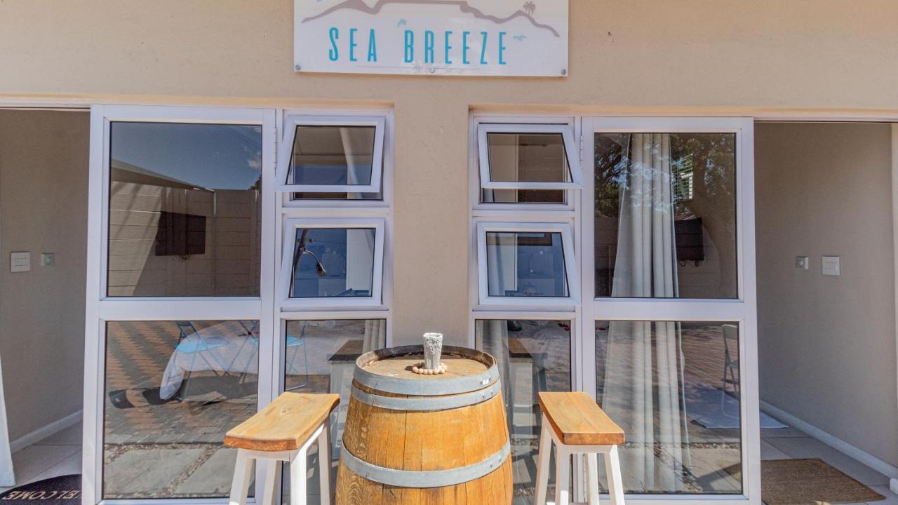 Готель Sea Breeze Блуберґстранд Екстер'єр фото